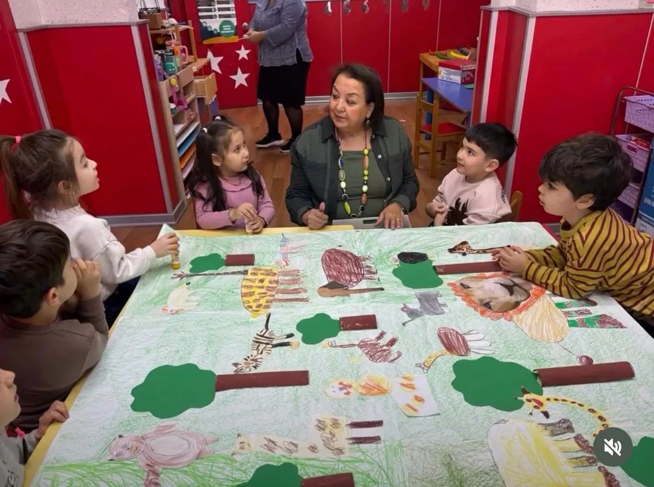 Safari sanat etkinliği — Şişli anaokulu Doğru Çocuk